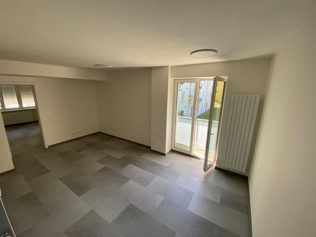 Prodej bytu 3+1 80 m², Na Okraji, Praha, Praha Prodej bytu 3+1 80 m², Na Okraji, Praha, Praha