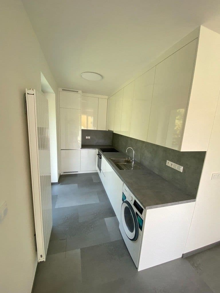 Prodej bytu 3+1 80 m², Na Okraji, Praha, Praha Prodej bytu 3+1 80 m², Na Okraji, Praha, Praha