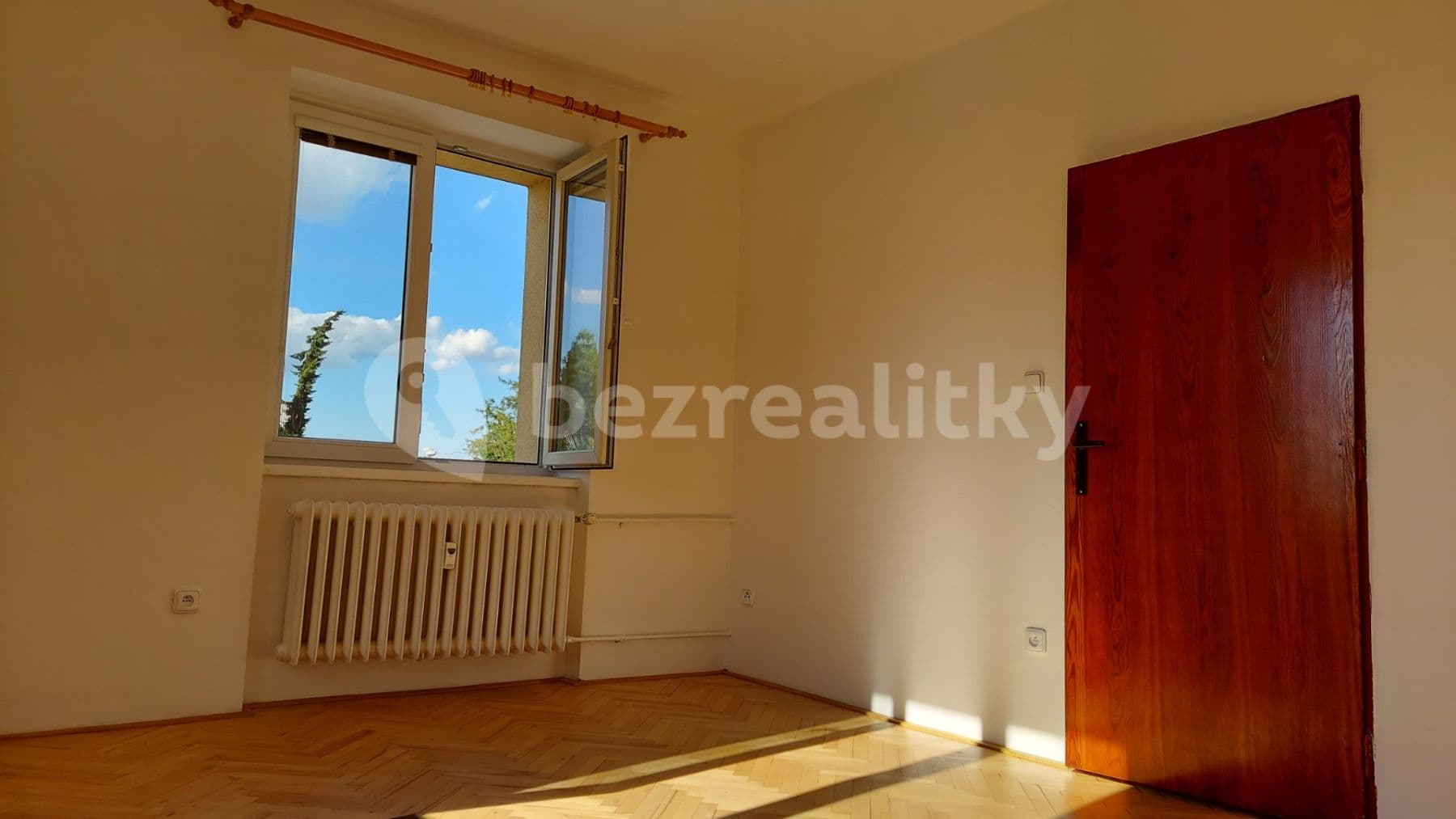 Pronájem bytu 3+kk 62 m², Tyršovo náměstí, Chrudim, Pardubický kraj Pronájem bytu 3+kk 62 m², Tyršovo náměstí, Chrudim, Pardubický kraj