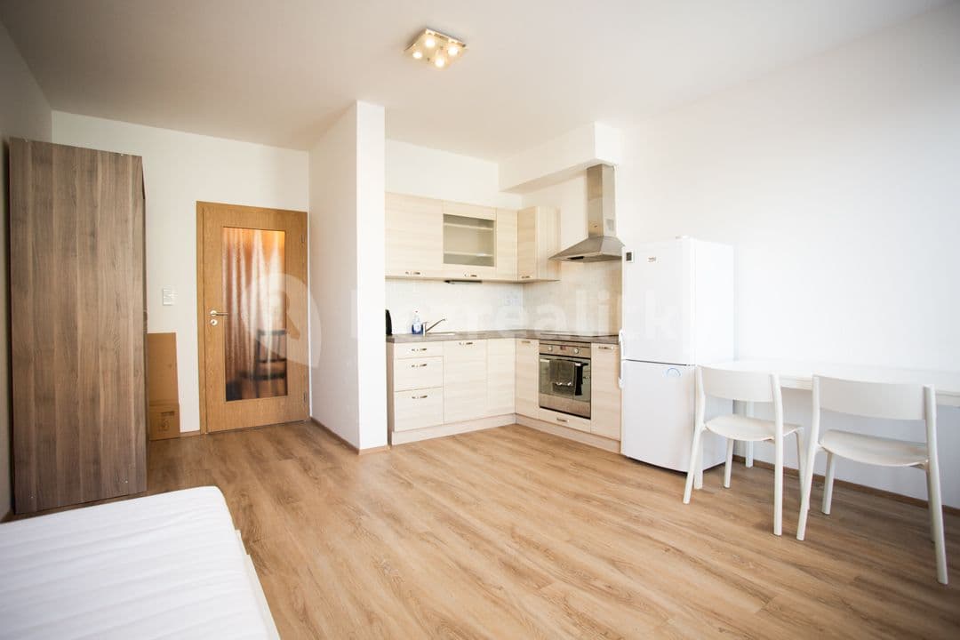 Pronájem bytu 1+kk 35 m², Svitákova, Praha, Praha Pronájem bytu 1+kk 35 m², Svitákova, Praha, Praha