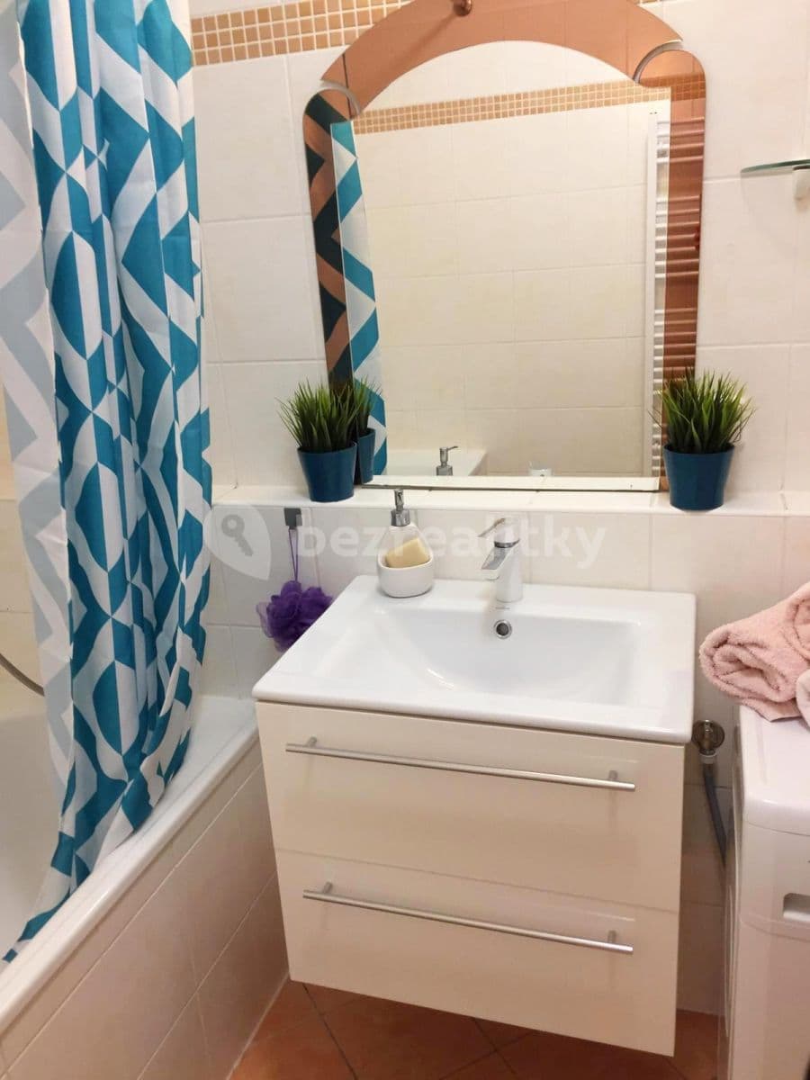 Pronájem bytu 2+kk 63 m², K rybníku, Brno, Jihomoravský kraj Pronájem bytu 2+kk 63 m², K rybníku, Brno, Jihomoravský kraj