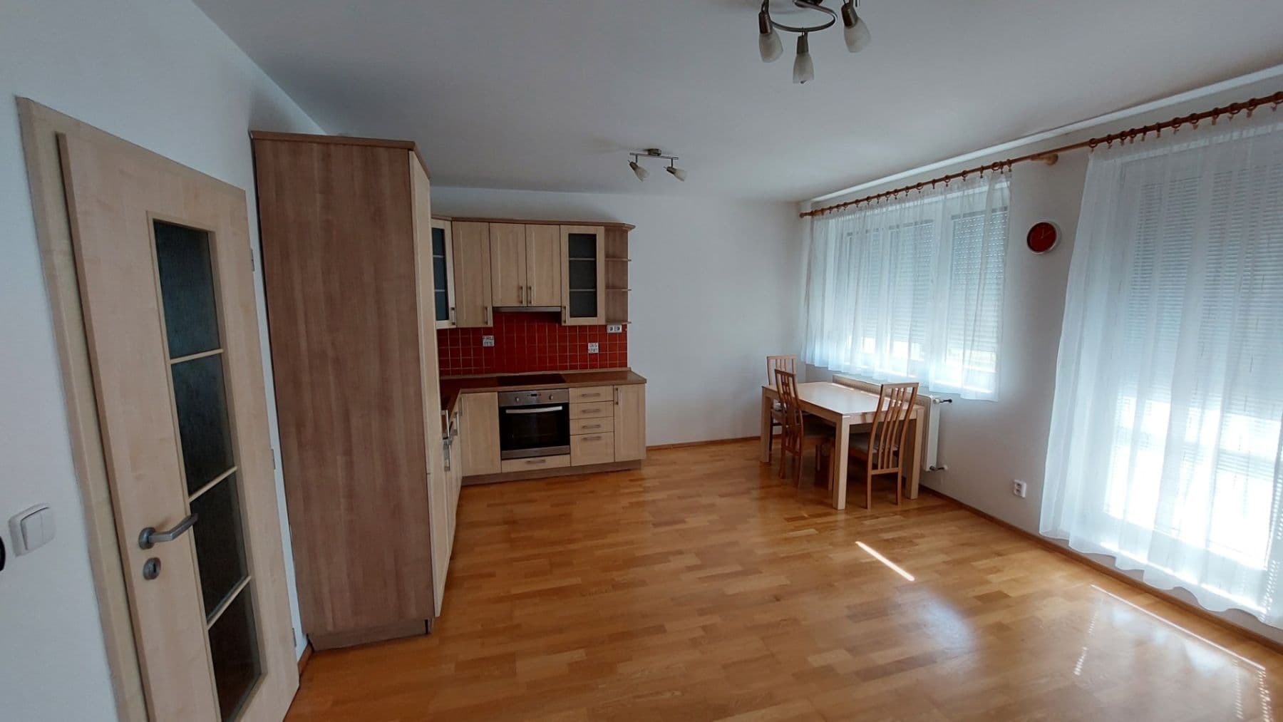 Pronájem bytu 3+kk 63 m², Na Zemské stezce, Lysá nad Labem, Středočeský kraj Pronájem bytu 3+kk 63 m², Na Zemské stezce, Lysá nad Labem, Středočeský kraj