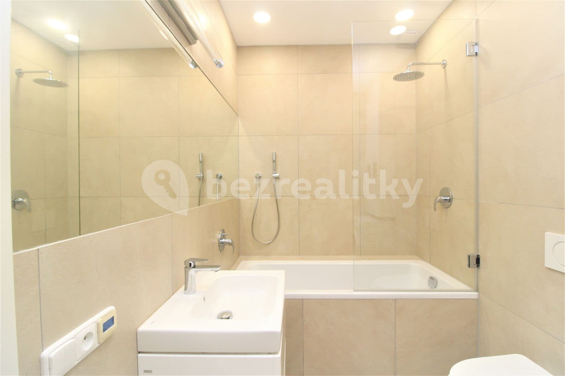 Pronájem bytu 2+kk 50 m², Veverkova, Praha, Praha Pronájem bytu 2+kk 50 m², Veverkova, Praha, Praha