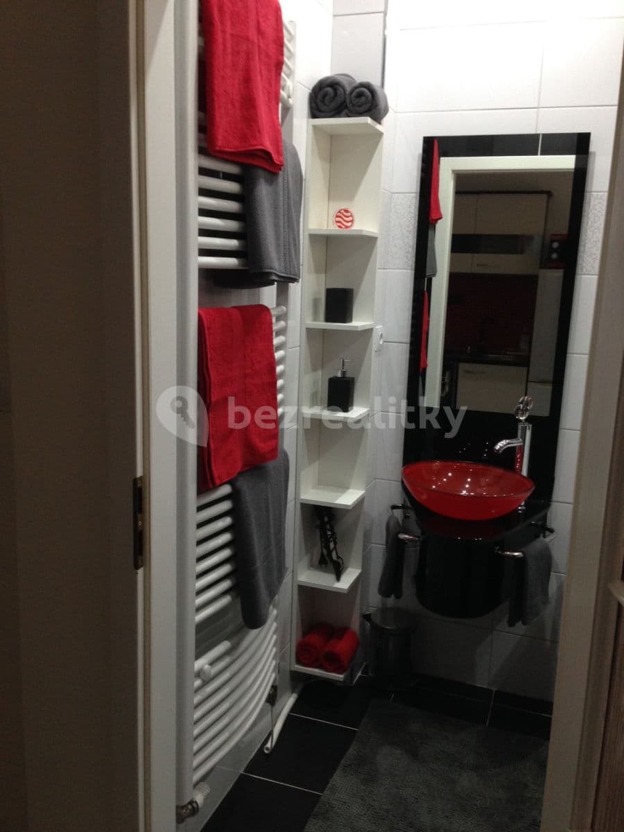 Pronájem bytu 2+1 75 m², Sudoměřská, Praha, Praha Pronájem bytu 2+1 75 m², Sudoměřská, Praha, Praha