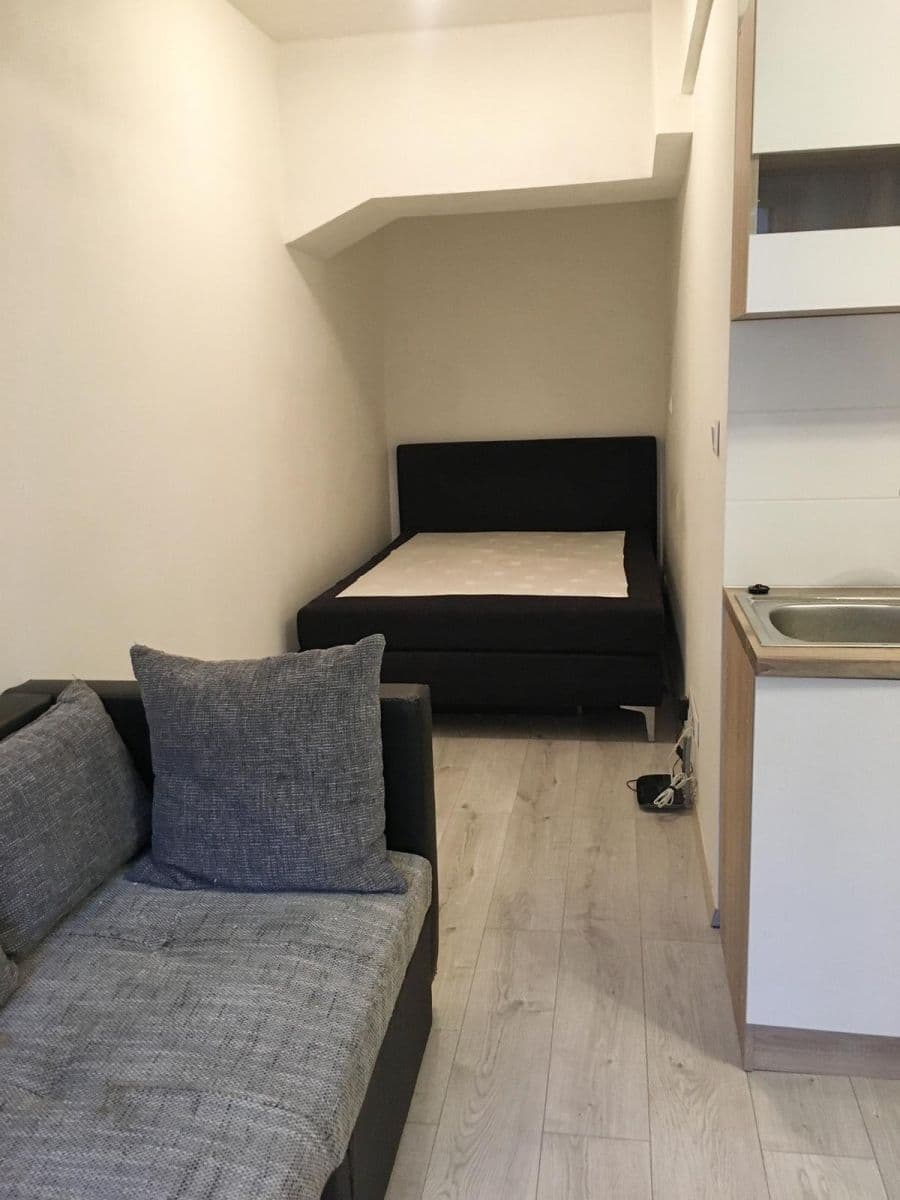 Pronájem bytu 1+kk 37 m², Jankovcova, Praha, Praha Pronájem bytu 1+kk 37 m², Jankovcova, Praha, Praha