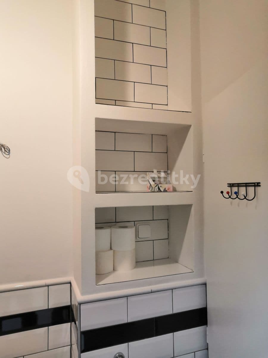Pronájem bytu 2+1 51 m², Navrátilova, Praha, Praha Pronájem bytu 2+1 51 m², Navrátilova, Praha, Praha
