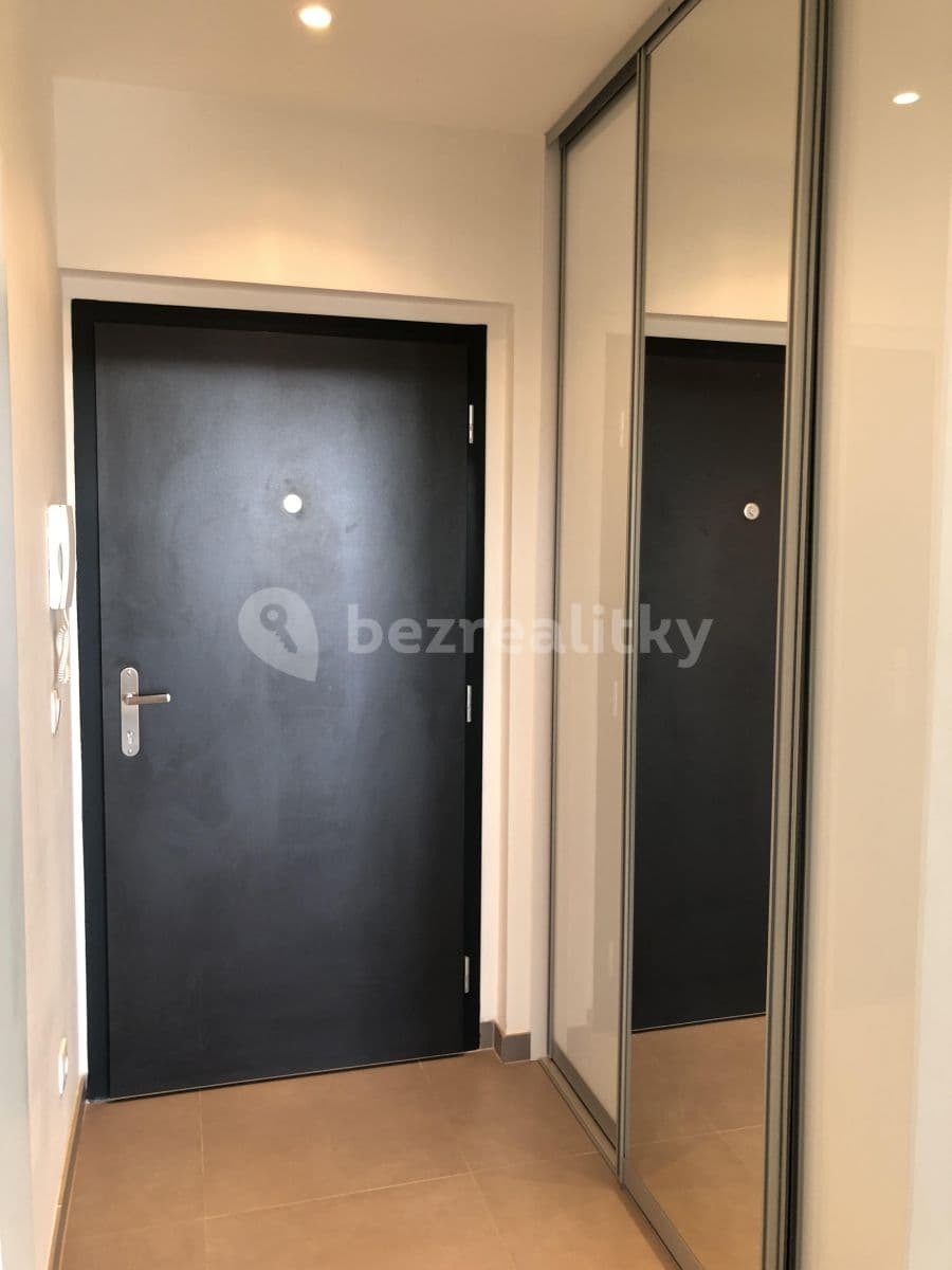 Pronájem bytu 2+kk 65 m², Škrábkových, Praha, Praha Pronájem bytu 2+kk 65 m², Škrábkových, Praha, Praha