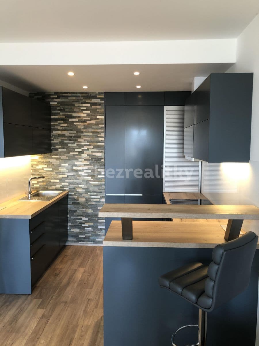 Pronájem bytu 2+kk 65 m², Škrábkových, Praha, Praha Pronájem bytu 2+kk 65 m², Škrábkových, Praha, Praha