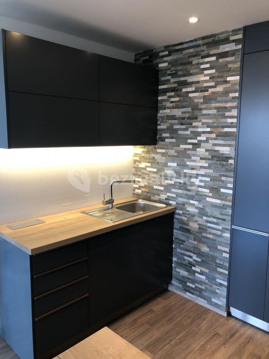 Pronájem bytu 2+kk 65 m², Škrábkových, Praha, Praha Pronájem bytu 2+kk 65 m², Škrábkových, Praha, Praha