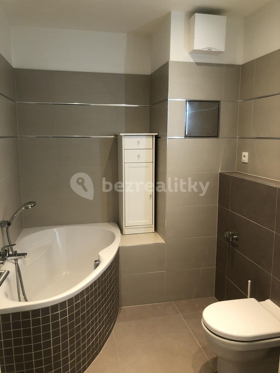 Pronájem bytu 2+kk 65 m², Škrábkových, Praha, Praha Pronájem bytu 2+kk 65 m², Škrábkových, Praha, Praha