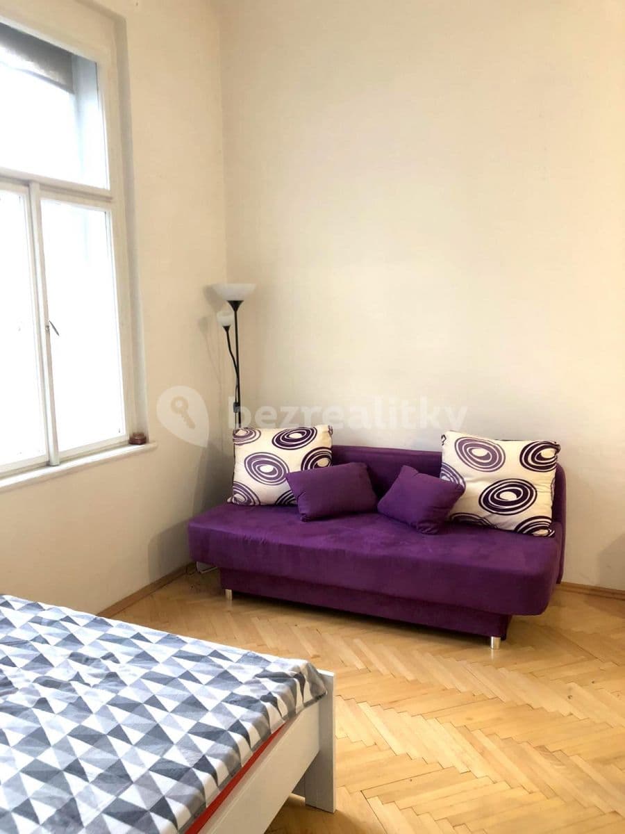 Pronájem bytu 1+kk 26 m², Slezská, Praha, Praha Pronájem bytu 1+kk 26 m², Slezská, Praha, Praha