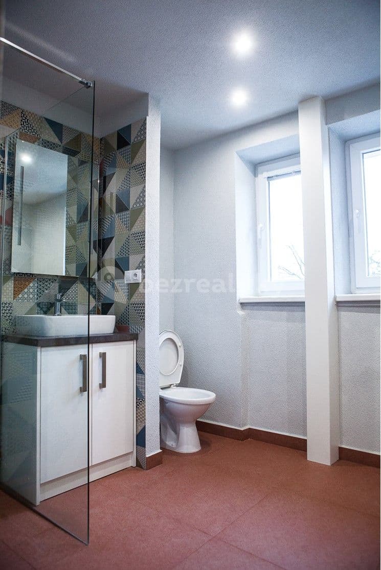 Pronájem bytu 2+1 51 m², Vrchlického, Jihlava, Kraj Vysočina Pronájem bytu 2+1 51 m², Vrchlického, Jihlava, Kraj Vysočina