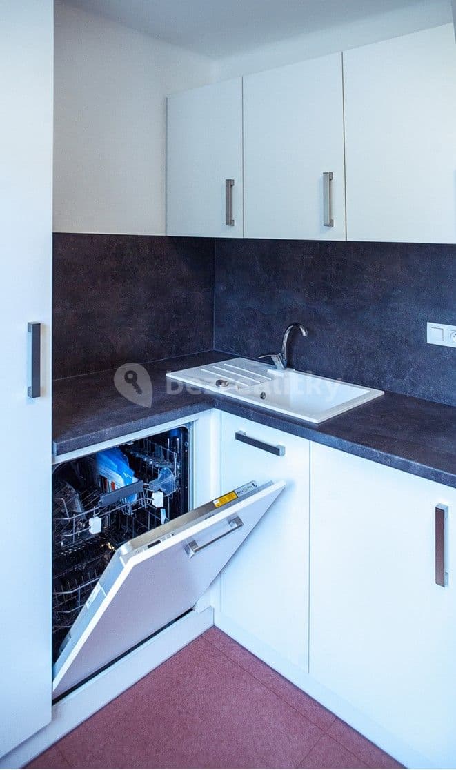 Pronájem bytu 2+1 51 m², Vrchlického, Jihlava, Kraj Vysočina Pronájem bytu 2+1 51 m², Vrchlického, Jihlava, Kraj Vysočina