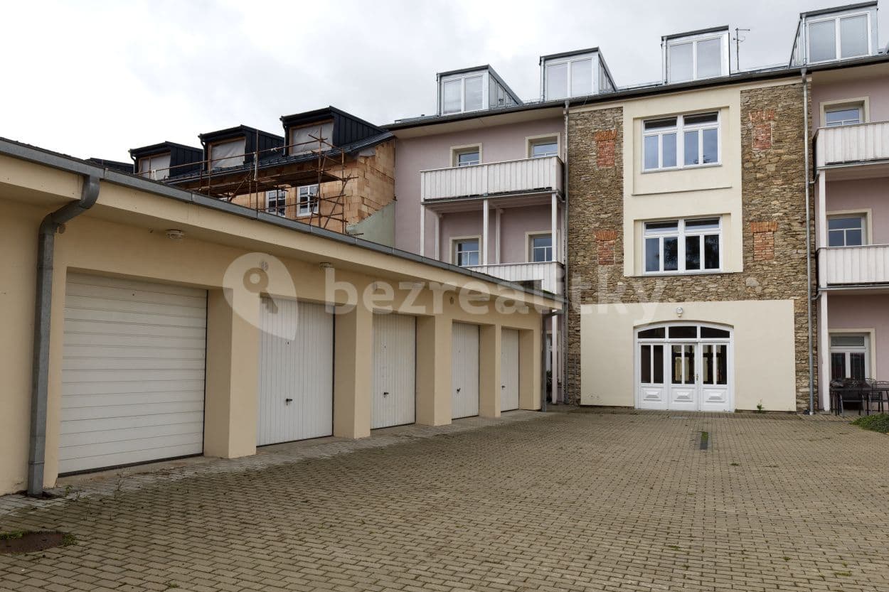 Pronájem bytu 3+kk 60 m², Náměstí, Kašperské Hory, Plzeňský kraj Pronájem bytu 3+kk 60 m², Náměstí, Kašperské Hory, Plzeňský kraj