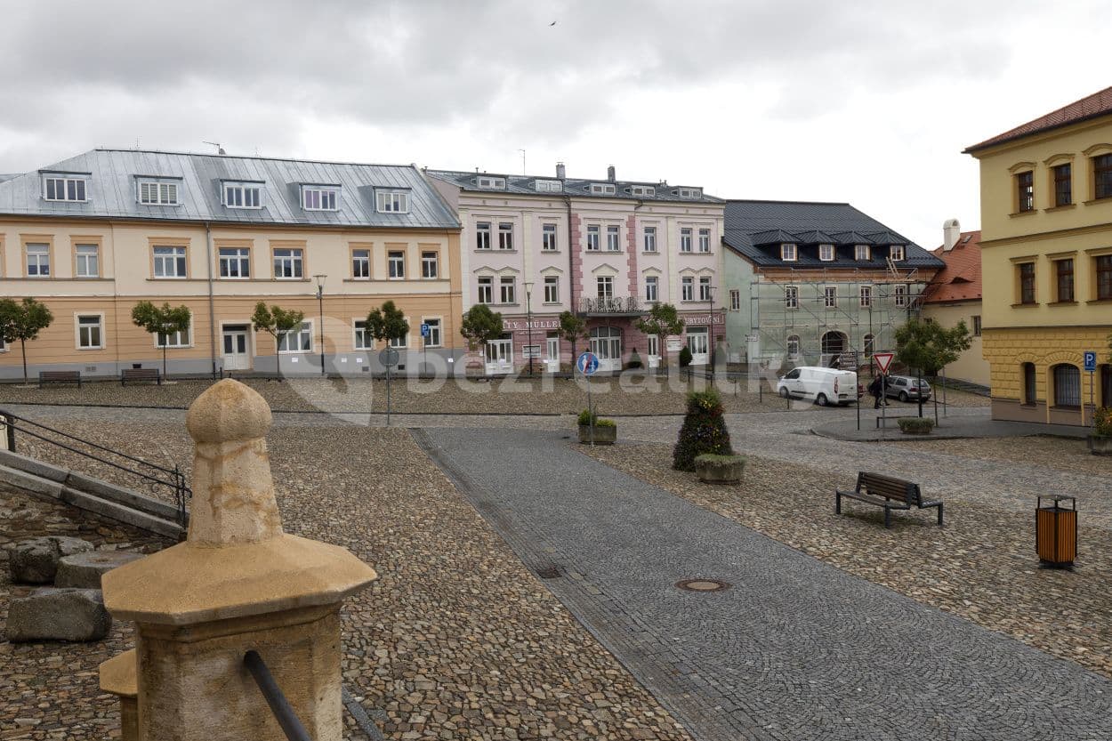 Pronájem bytu 3+kk 60 m², Náměstí, Kašperské Hory, Plzeňský kraj Pronájem bytu 3+kk 60 m², Náměstí, Kašperské Hory, Plzeňský kraj