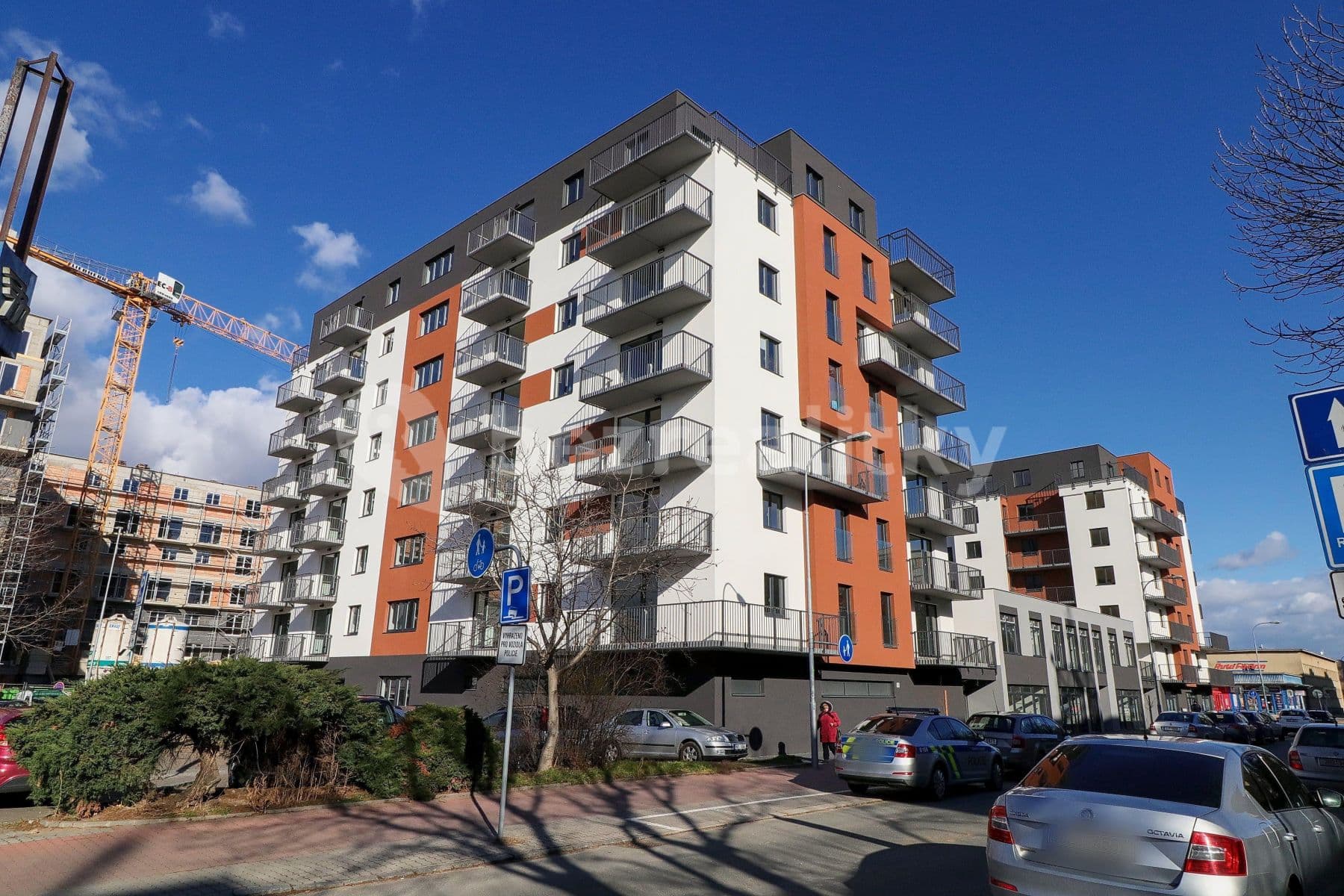 Pronájem bytu 2+kk 53 m², Na Spravedlnosti, Pardubice, Pardubický kraj Pronájem bytu 2+kk 53 m², Na Spravedlnosti, Pardubice, Pardubický kraj