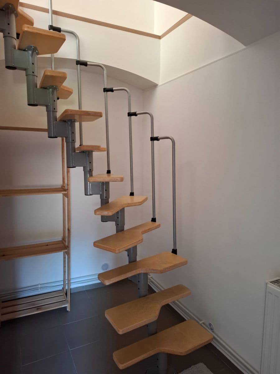 Pronájem bytu 2+kk 35 m², Na Návsi, Čestlice, Středočeský kraj Pronájem bytu 2+kk 35 m², Na Návsi, Čestlice, Středočeský kraj