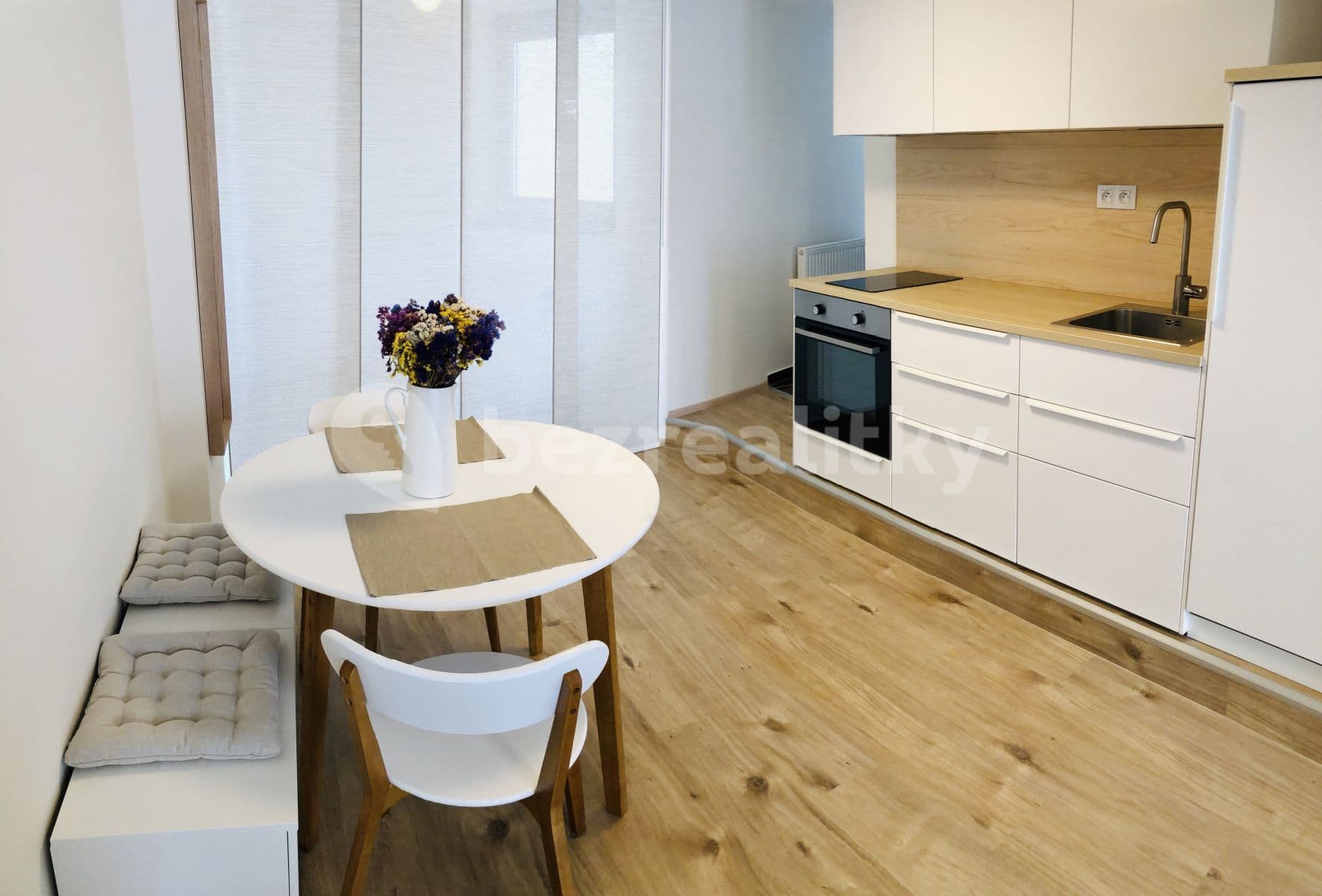 Pronájem bytu 2+kk 41 m², Rostislavova, Praha, Praha Pronájem bytu 2+kk 41 m², Rostislavova, Praha, Praha
