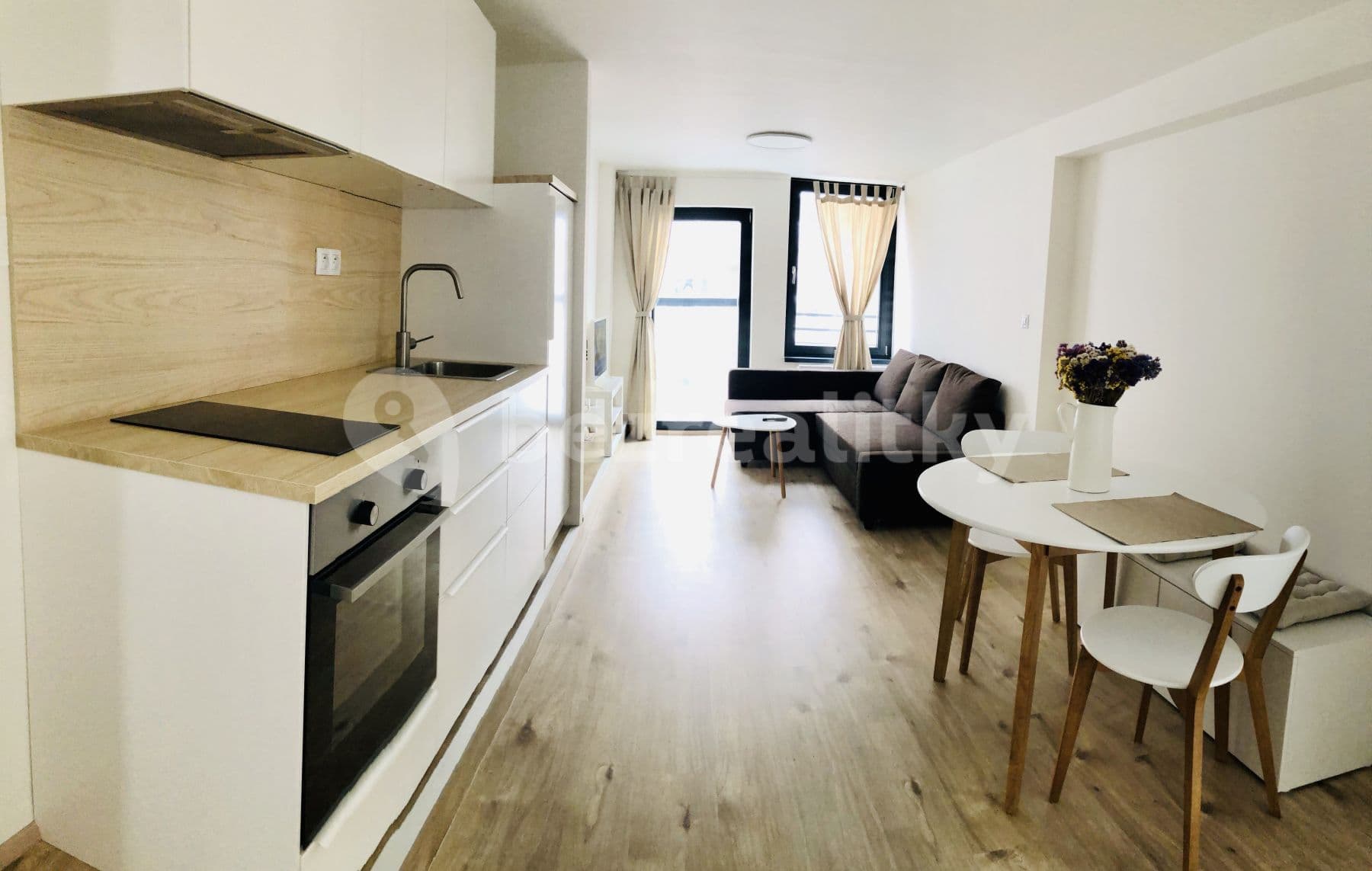 Pronájem bytu 2+kk 41 m², Rostislavova, Praha, Praha Pronájem bytu 2+kk 41 m², Rostislavova, Praha, Praha