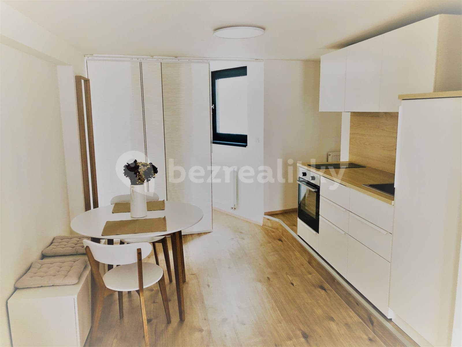 Pronájem bytu 2+kk 41 m², Rostislavova, Praha, Praha Pronájem bytu 2+kk 41 m², Rostislavova, Praha, Praha
