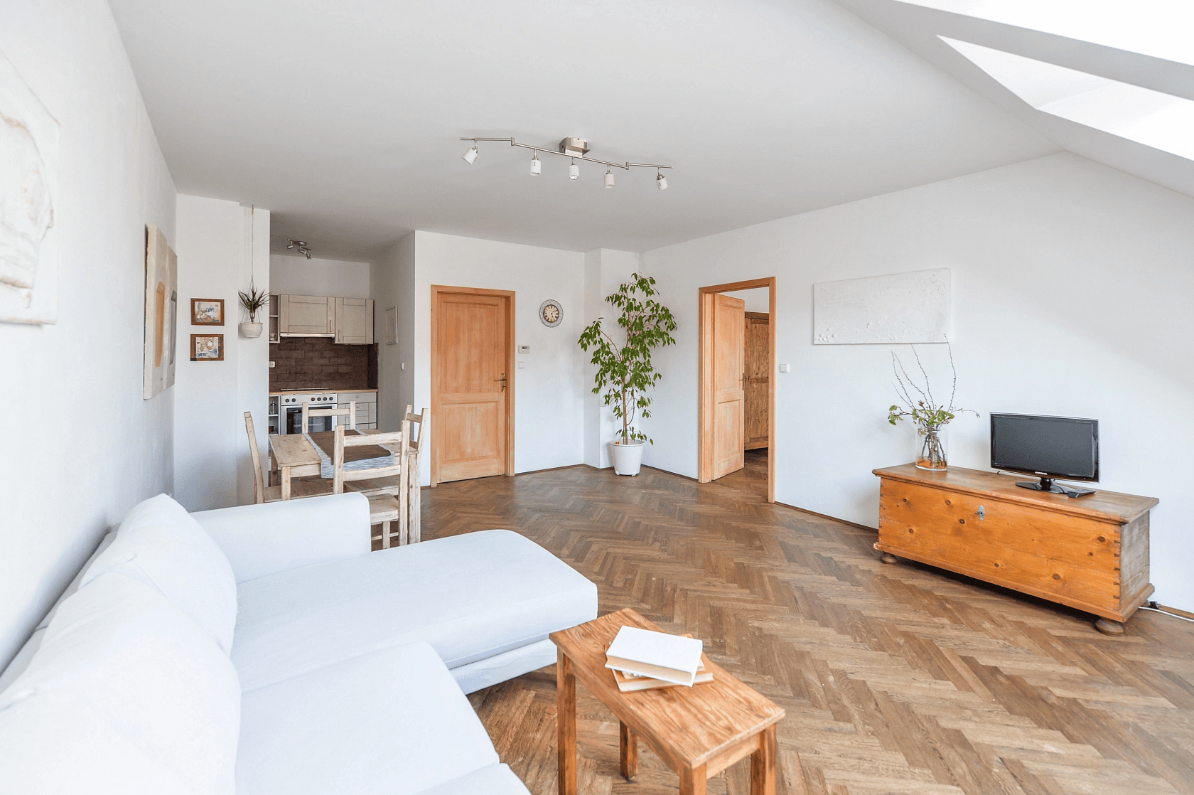 Pronájem bytu 2+kk 64 m², Na Plzeňce, Praha, Praha Pronájem bytu 2+kk 64 m², Na Plzeňce, Praha, Praha