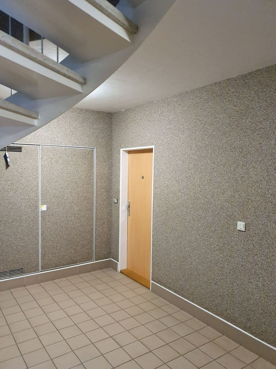 Pronájem bytu 2+kk 69 m², U Kříže, Praha, Praha Pronájem bytu 2+kk 69 m², U Kříže, Praha, Praha