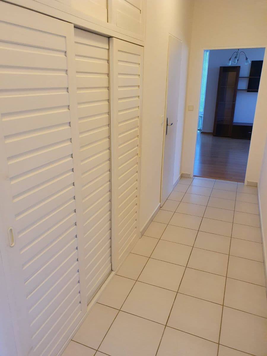 Pronájem bytu 2+kk 69 m², U Kříže, Praha, Praha Pronájem bytu 2+kk 69 m², U Kříže, Praha, Praha