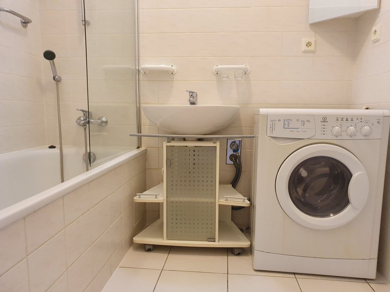 Pronájem bytu 2+kk 69 m², U Kříže, Praha, Praha Pronájem bytu 2+kk 69 m², U Kříže, Praha, Praha