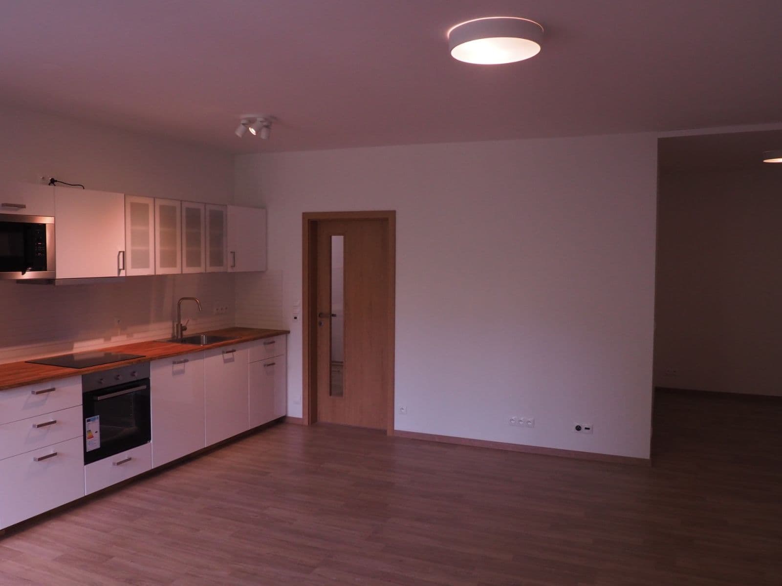 Pronájem bytu 1+1 51 m², U Michelského mlýna, Praha, Praha Pronájem bytu 1+1 51 m², U Michelského mlýna, Praha, Praha