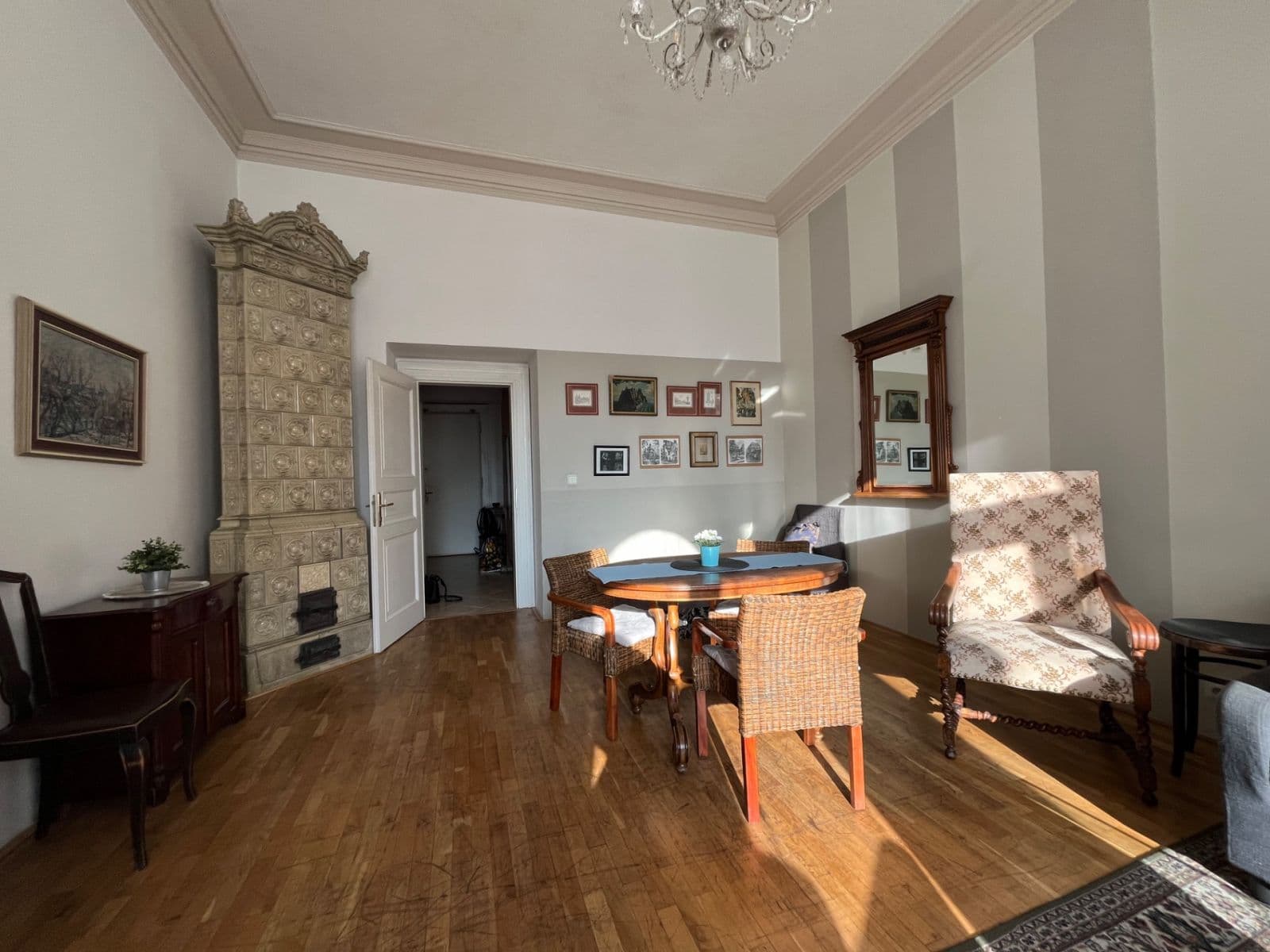 Pronájem bytu 2+1 75 m², Jungmannova, Praha, Praha Pronájem bytu 2+1 75 m², Jungmannova, Praha, Praha