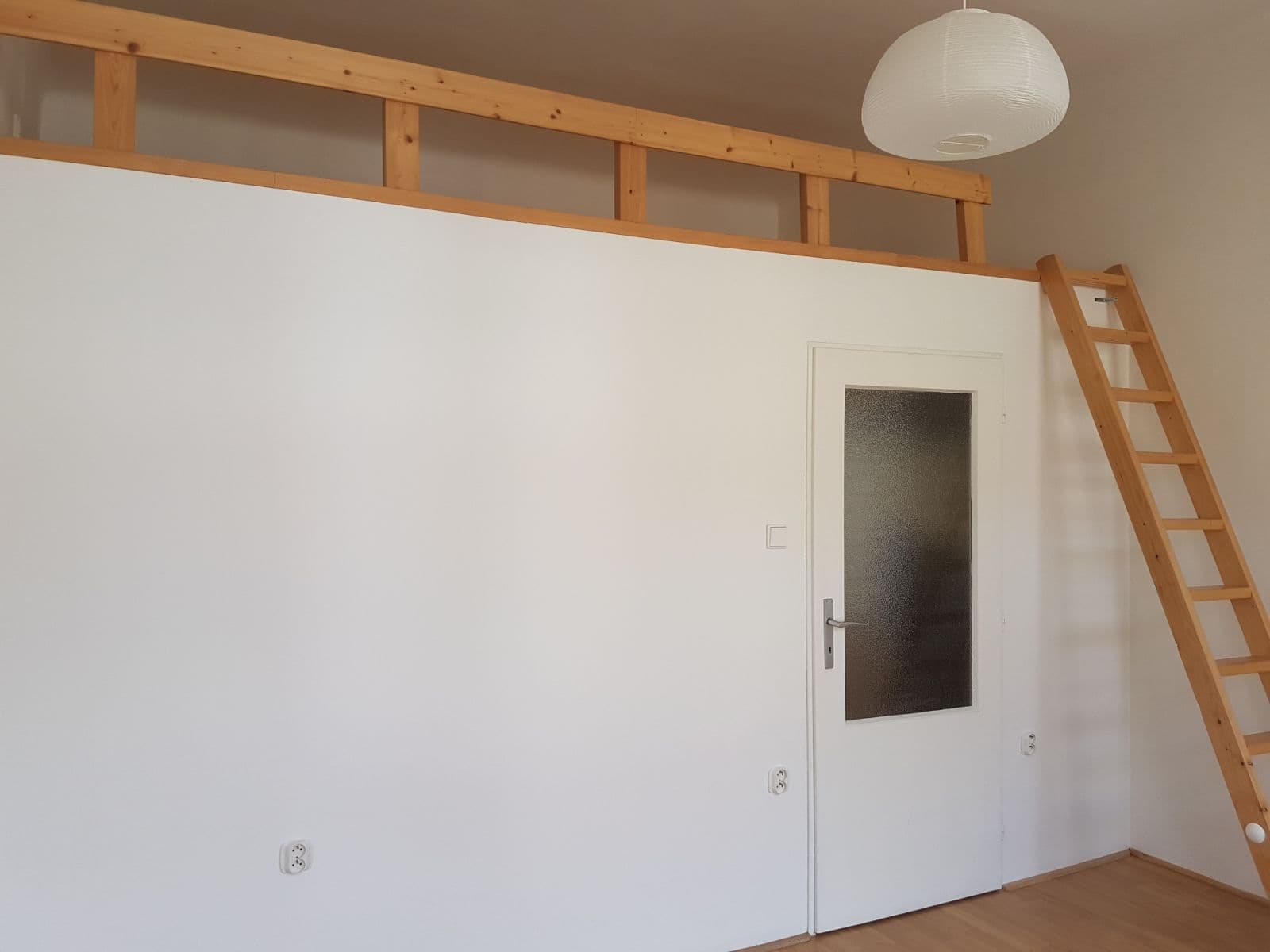 Pronájem bytu 2+1 45 m², Šumavská, Praha, Praha Pronájem bytu 2+1 45 m², Šumavská, Praha, Praha