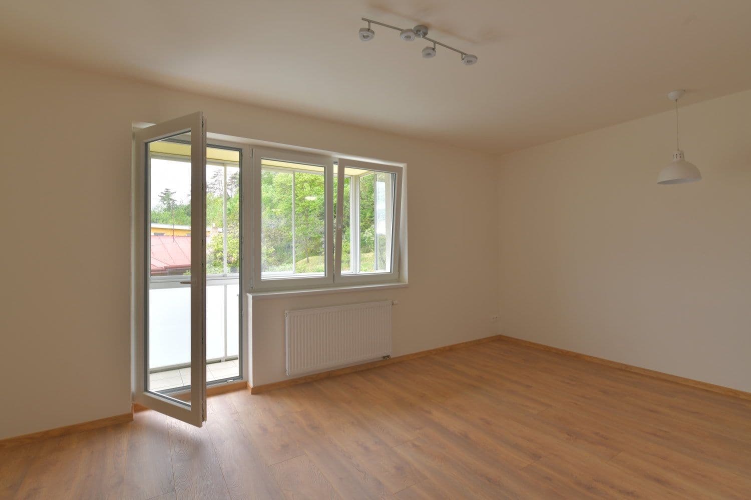 Pronájem bytu 1+kk 38 m², U plynárny, Praha, Praha Pronájem bytu 1+kk 38 m², U plynárny, Praha, Praha