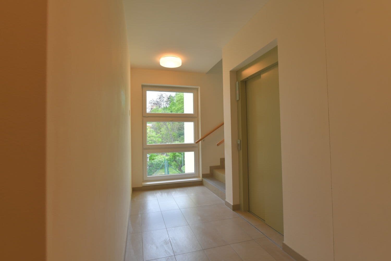Pronájem bytu 1+kk 38 m², U plynárny, Praha, Praha Pronájem bytu 1+kk 38 m², U plynárny, Praha, Praha
