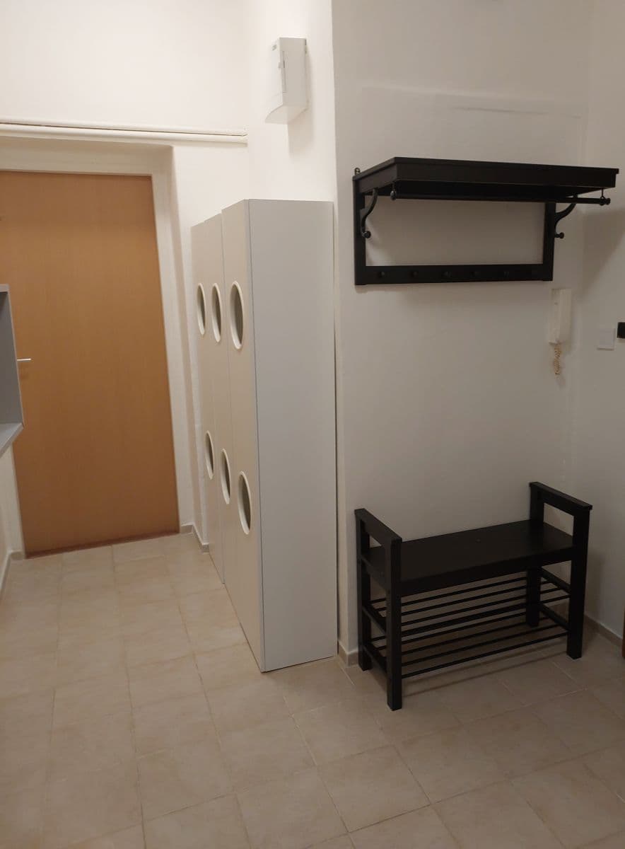 Pronájem bytu 2+1 51 m², Krásova, Praha, Praha Pronájem bytu 2+1 51 m², Krásova, Praha, Praha