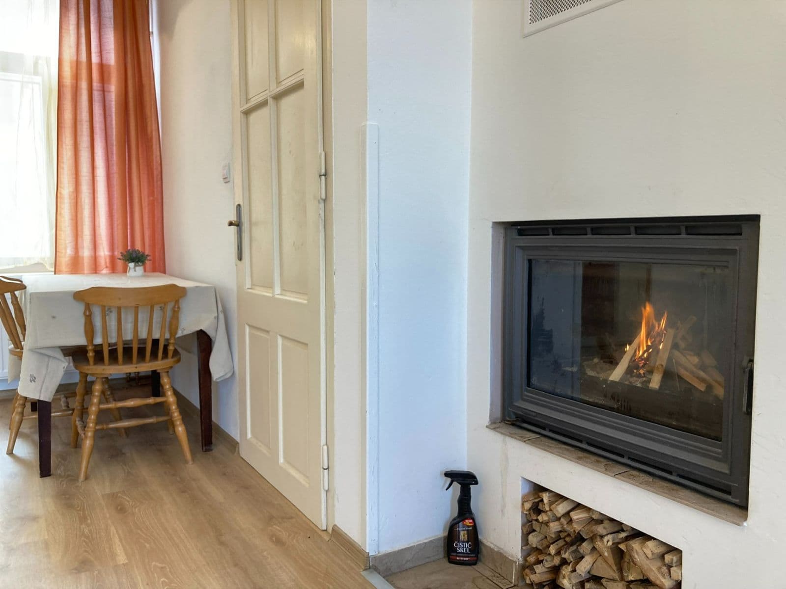 Pronájem bytu Garsoniéra 35 m², Emilie Floriánové, Jablonec nad Nisou, Liberecký kraj Pronájem bytu Garsoniéra 35 m², Emilie Floriánové, Jablonec nad Nisou, Liberecký kraj