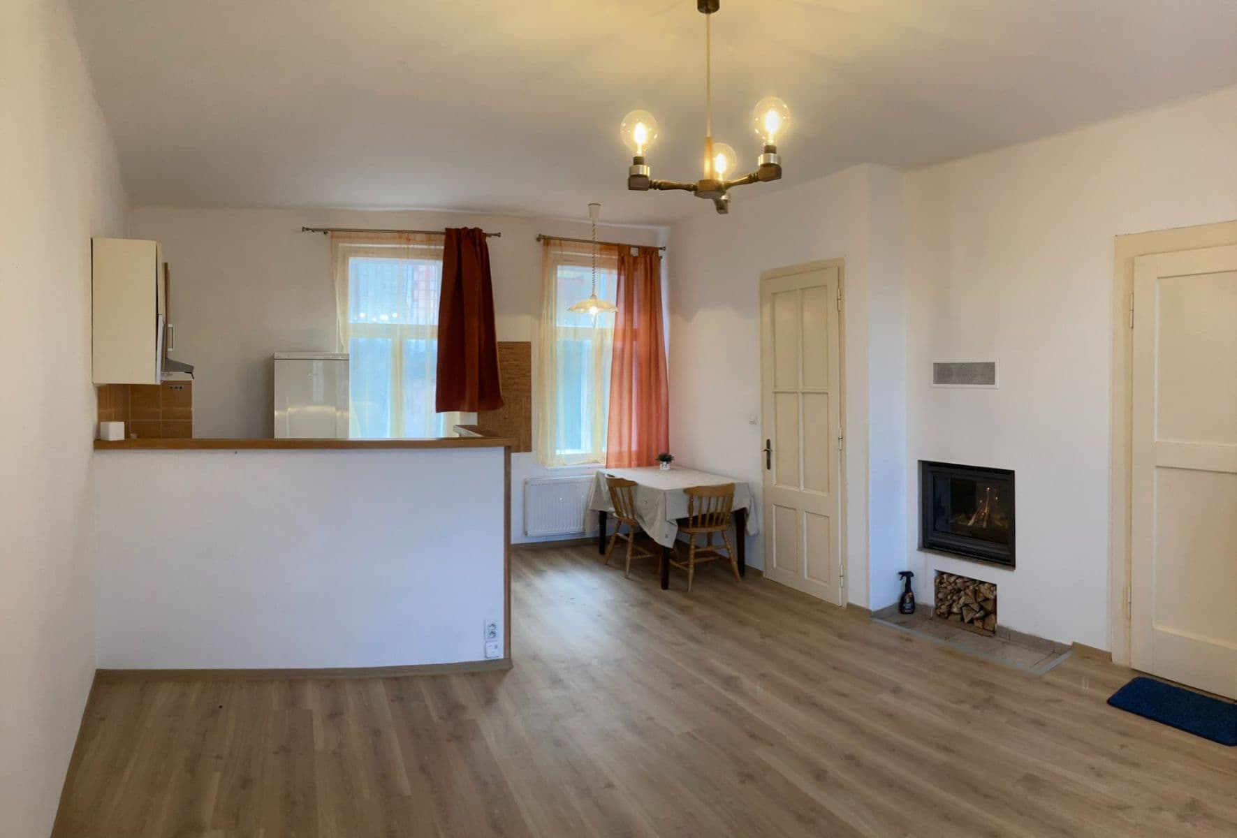 Pronájem bytu Garsoniéra 35 m², Emilie Floriánové, Jablonec nad Nisou, Liberecký kraj Pronájem bytu Garsoniéra 35 m², Emilie Floriánové, Jablonec nad Nisou, Liberecký kraj