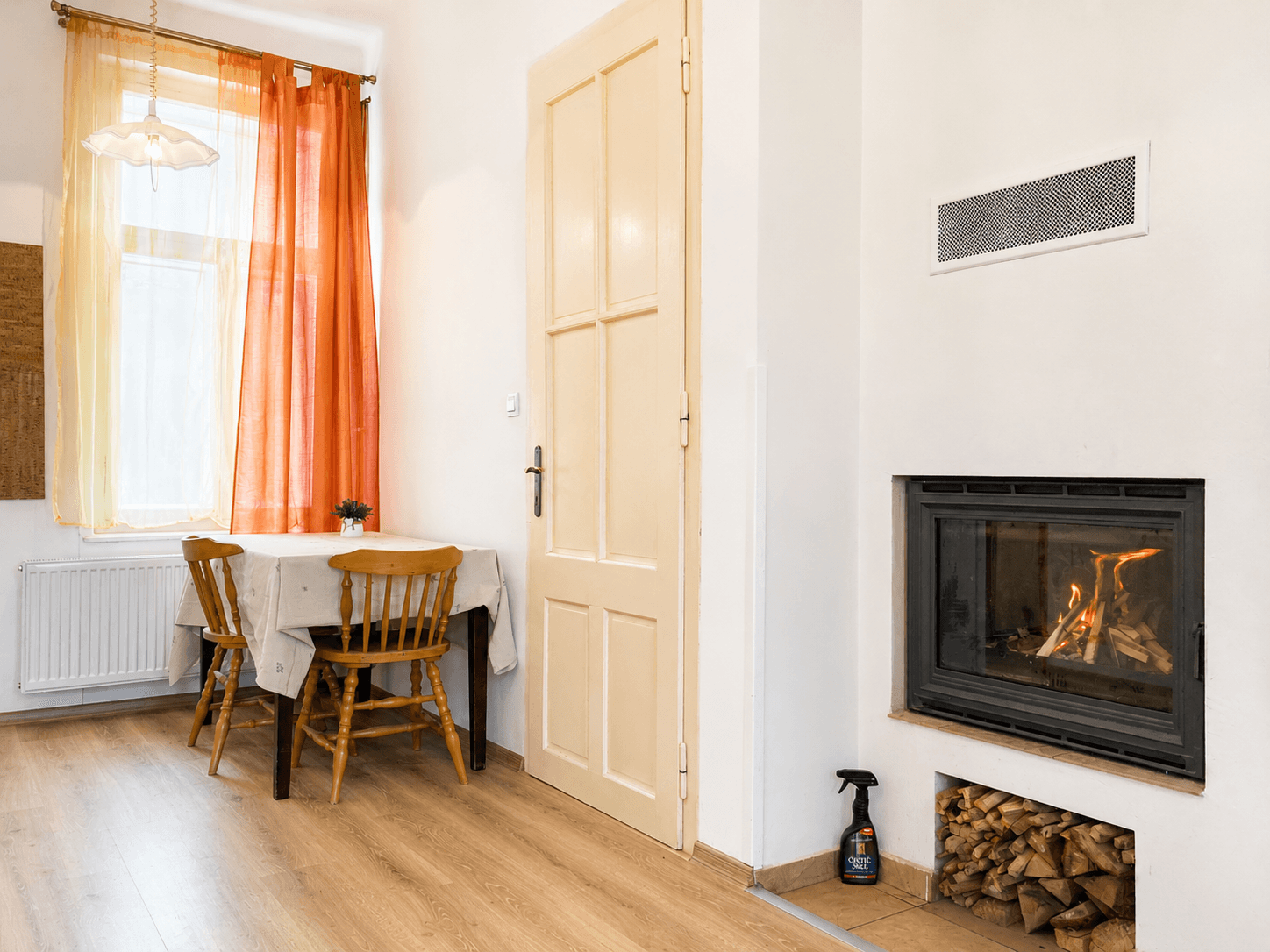 Pronájem bytu Garsoniéra 35 m², Emilie Floriánové, Jablonec nad Nisou, Liberecký kraj Pronájem bytu Garsoniéra 35 m², Emilie Floriánové, Jablonec nad Nisou, Liberecký kraj