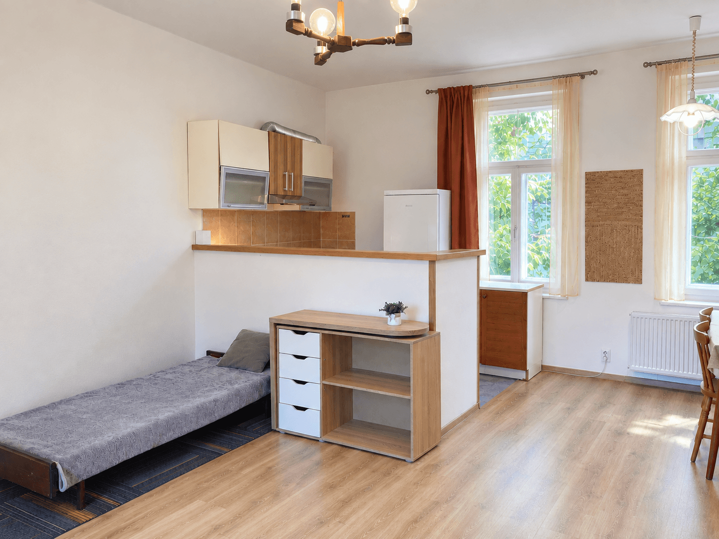 Pronájem bytu Garsoniéra 35 m², Emilie Floriánové, Jablonec nad Nisou, Liberecký kraj Pronájem bytu Garsoniéra 35 m², Emilie Floriánové, Jablonec nad Nisou, Liberecký kraj
