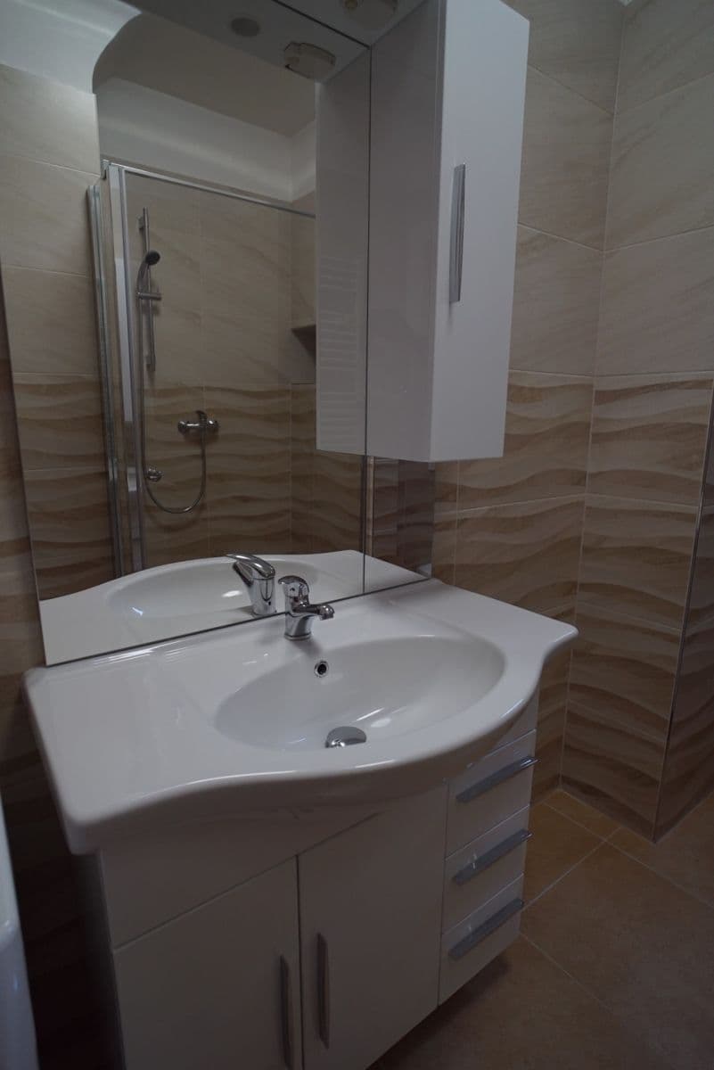 Pronájem bytu 2+1 50 m², Preslova, Praha, Praha Pronájem bytu 2+1 50 m², Preslova, Praha, Praha