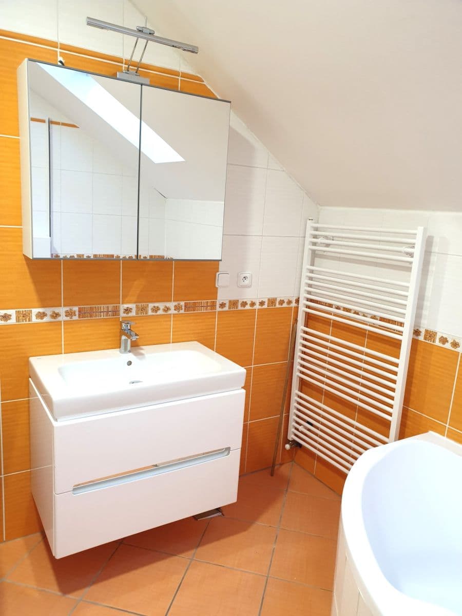 Pronájem domu 80 m², pozemek 170 m², Na Vyhlídce, Moravany, Jihomoravský kraj Pronájem domu 80 m², pozemek 170 m², Na Vyhlídce, Moravany, Jihomoravský kraj
