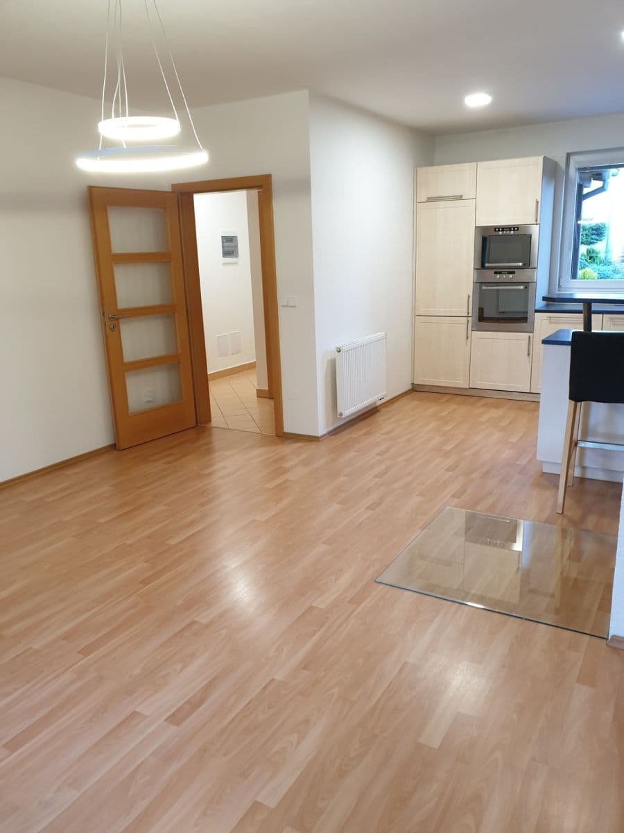 Pronájem domu 80 m², pozemek 170 m², Na Vyhlídce, Moravany, Jihomoravský kraj Pronájem domu 80 m², pozemek 170 m², Na Vyhlídce, Moravany, Jihomoravský kraj
