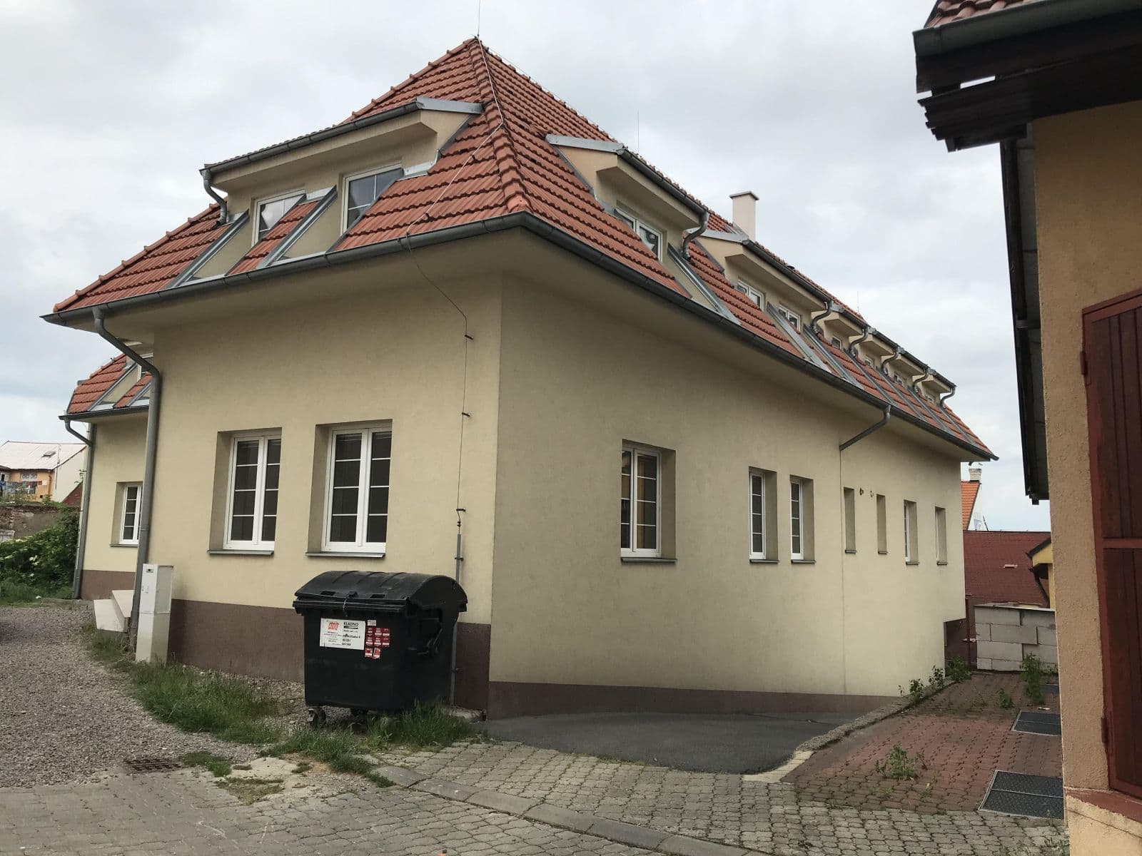 Pronájem bytu 1+kk 34 m², Dr. Vrbenského, Kladno, Středočeský kraj Pronájem bytu 1+kk 34 m², Dr. Vrbenského, Kladno, Středočeský kraj