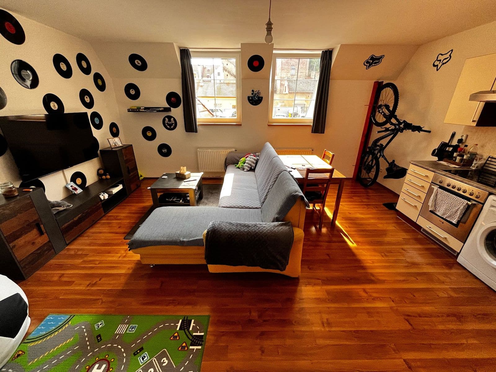 Pronájem bytu 1+kk 34 m², Dr. Vrbenského, Kladno, Středočeský kraj Pronájem bytu 1+kk 34 m², Dr. Vrbenského, Kladno, Středočeský kraj