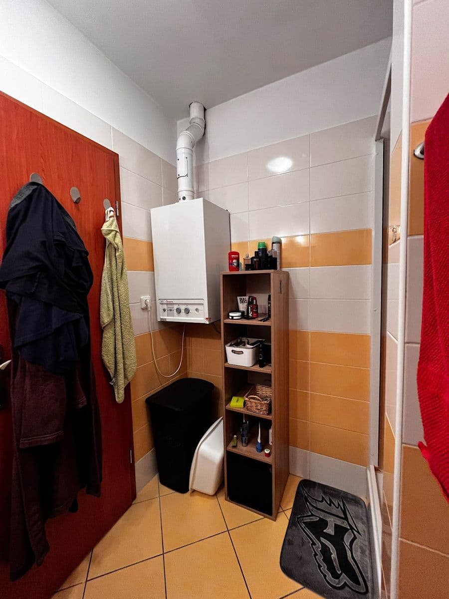 Pronájem bytu 1+kk 34 m², Dr. Vrbenského, Kladno, Středočeský kraj Pronájem bytu 1+kk 34 m², Dr. Vrbenského, Kladno, Středočeský kraj