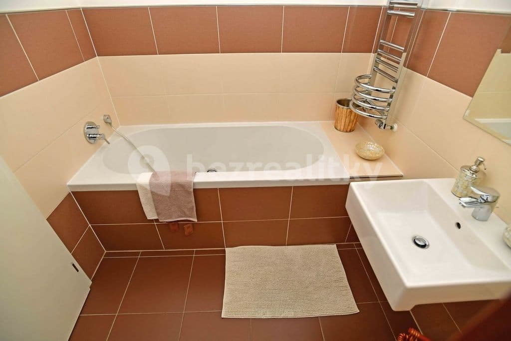 Pronájem bytu 2+kk 50 m², Plzeňská, Praha, Praha Pronájem bytu 2+kk 50 m², Plzeňská, Praha, Praha