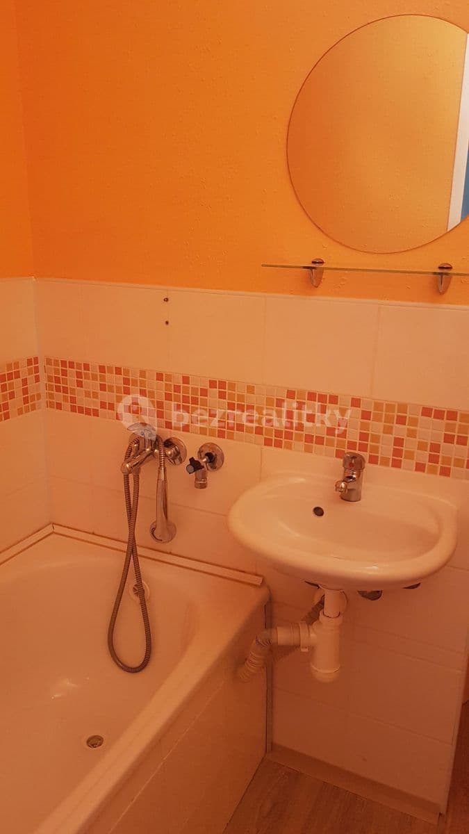 Pronájem bytu 2+1 44 m², F. S. Tůmy, Orlová, Moravskoslezský kraj Pronájem bytu 2+1 44 m², F. S. Tůmy, Orlová, Moravskoslezský kraj