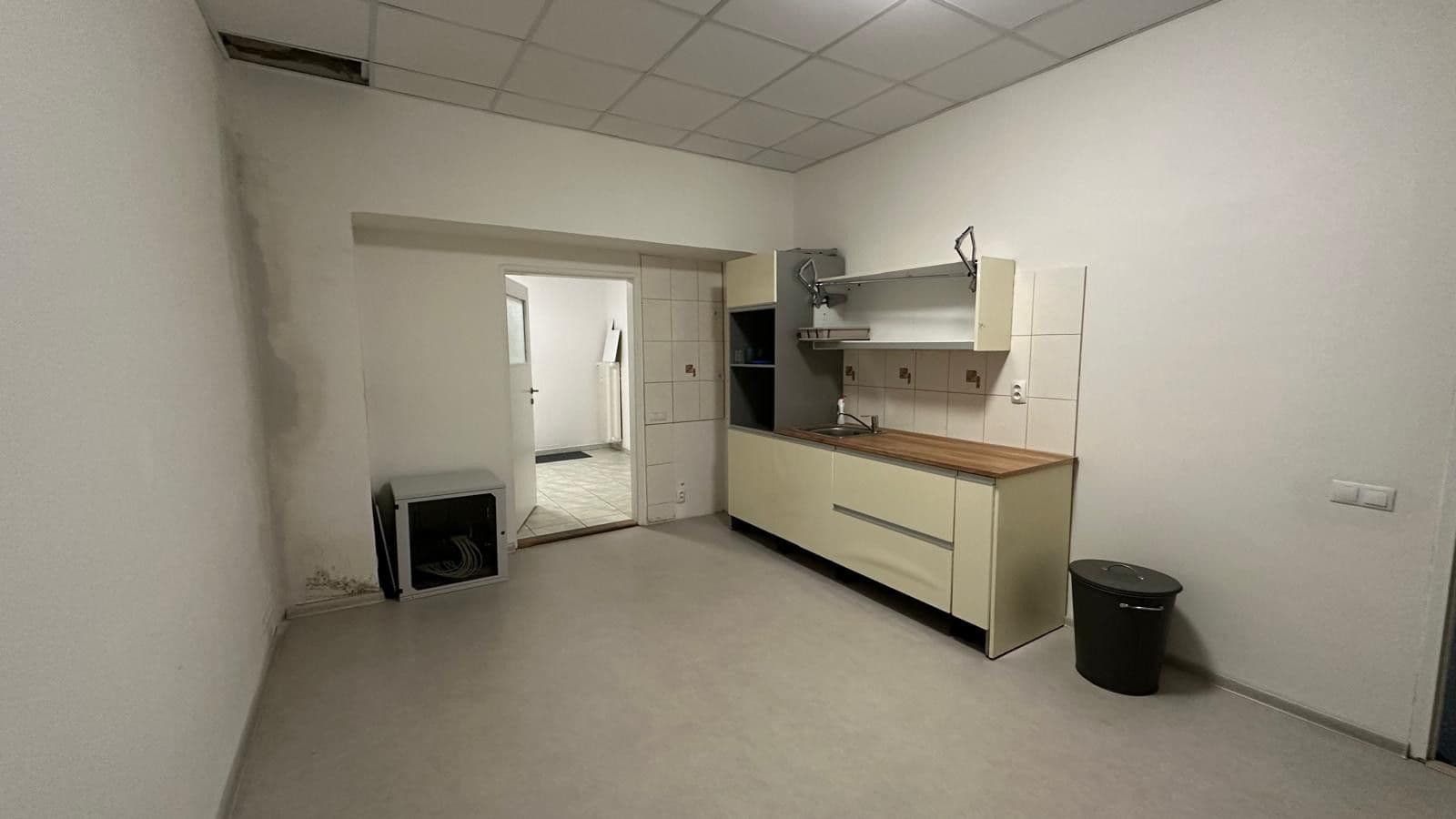 Pronájem kanceláře 46 m², Na Petynce, Praha, Praha Pronájem kanceláře 46 m², Na Petynce, Praha, Praha