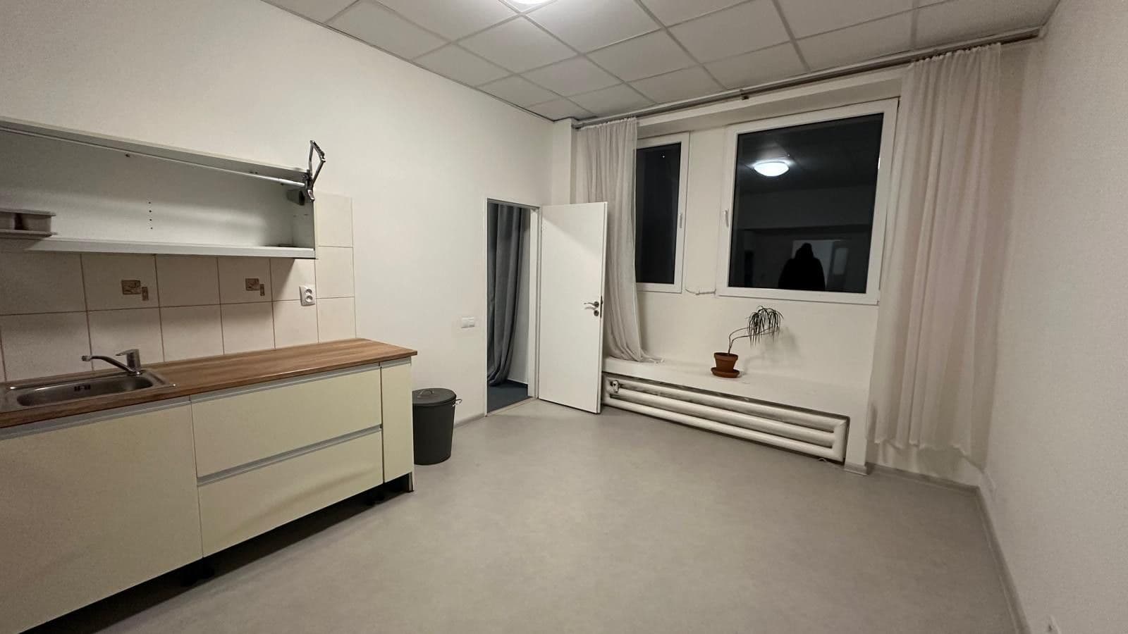 Pronájem kanceláře 46 m², Na Petynce, Praha, Praha Pronájem kanceláře 46 m², Na Petynce, Praha, Praha