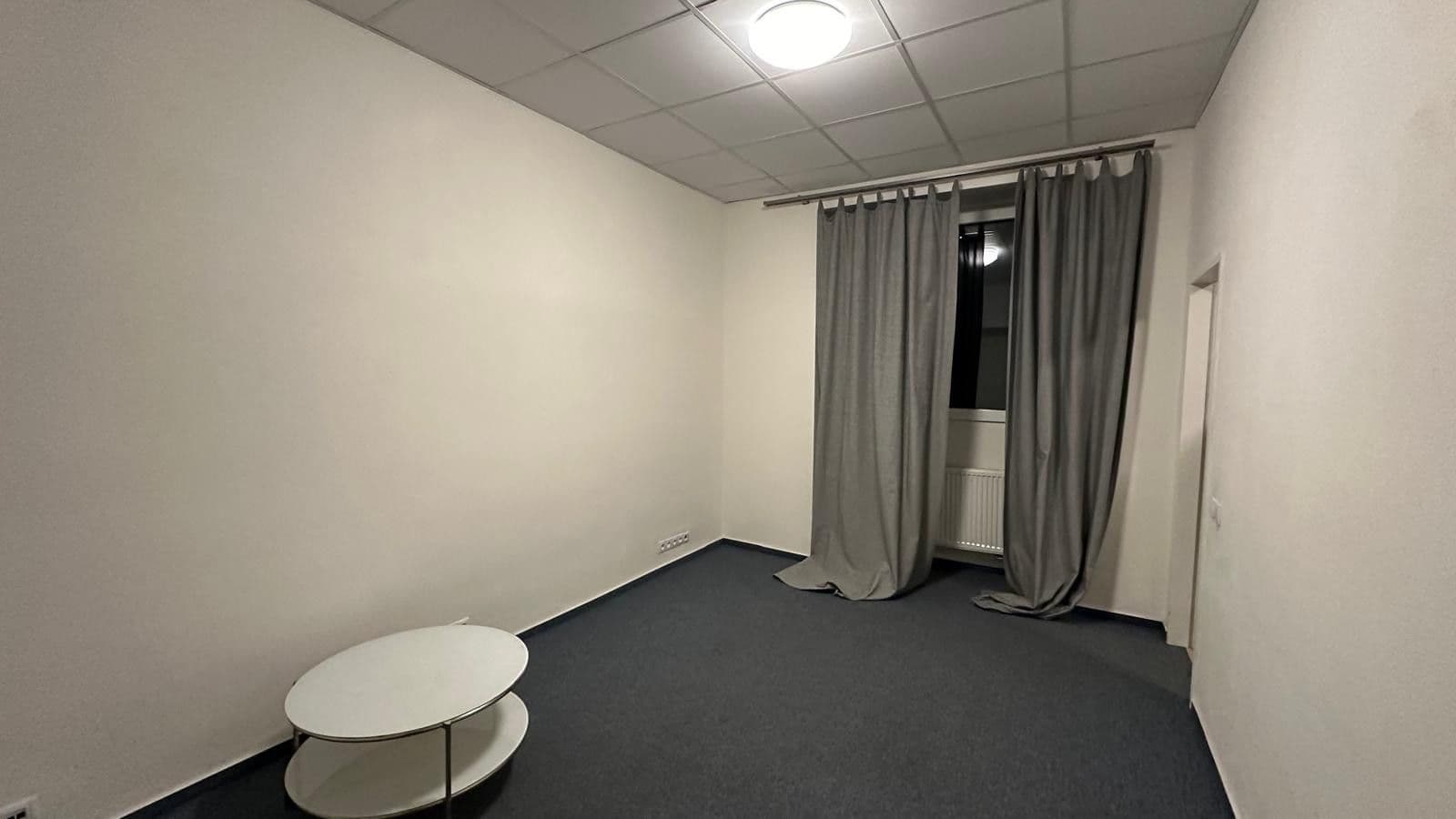 Pronájem kanceláře 46 m², Na Petynce, Praha, Praha Pronájem kanceláře 46 m², Na Petynce, Praha, Praha