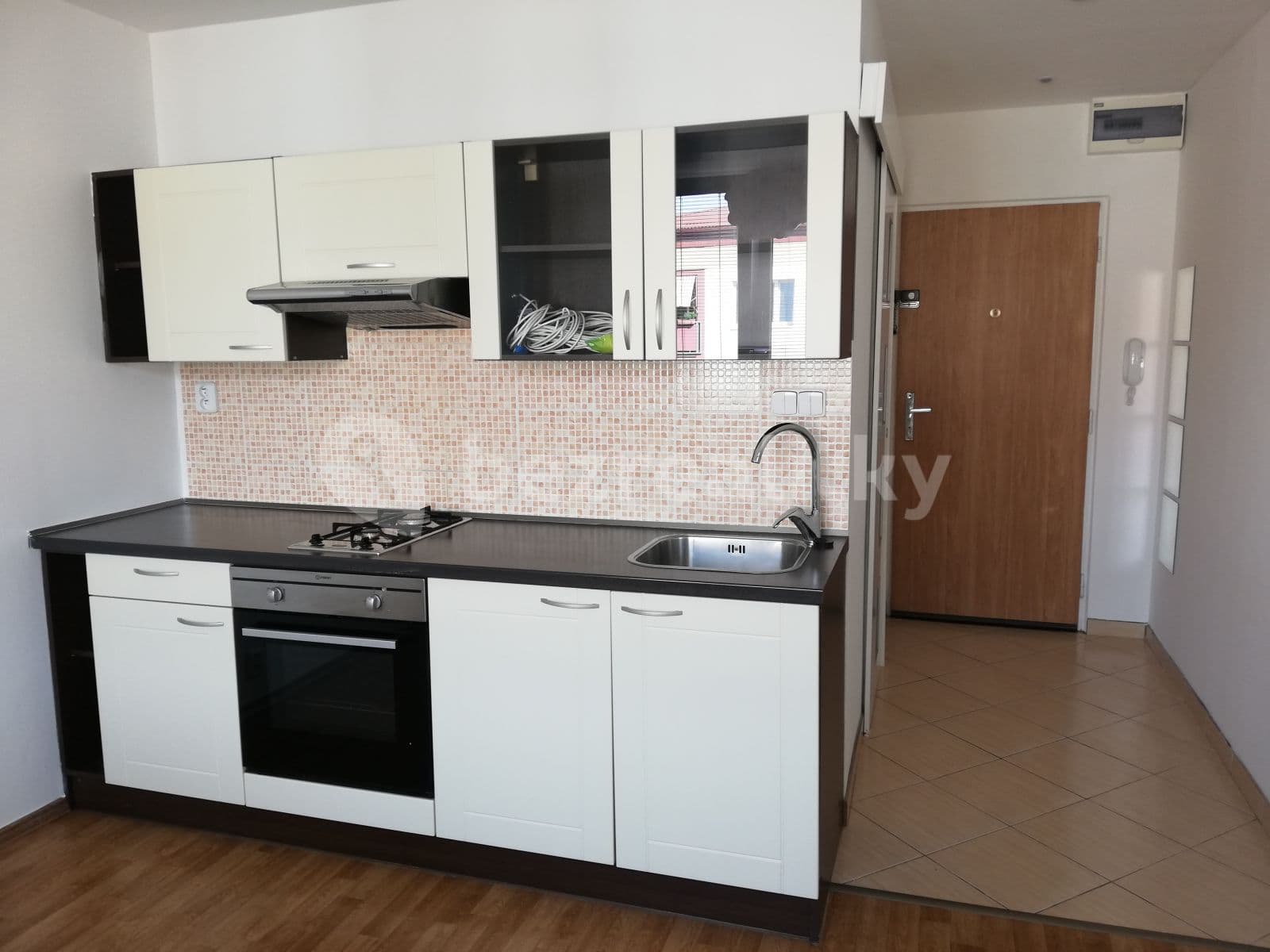 Pronájem bytu 2+kk 37 m², Jiřího z Poděbrad, Litoměřice, Ústecký kraj Pronájem bytu 2+kk 37 m², Jiřího z Poděbrad, Litoměřice, Ústecký kraj
